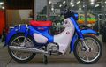 Honda Super Cub C125 Tampil Kece, Modal Dibalut Dengan Sticker