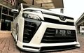 Toyota Voxy Mencoba Tampil Agresif dengan Body Kit Custom dan Aksen Carbon