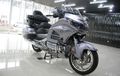 Modifikasi Honda Gold Wing Elegan Lapis Sticker Warna Charcoal Grey