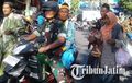 Pakai Honda Supra 125 dan Kawasaki KLX, Anggota TNI Tawarkan Ojek Gratis Pada Calon Jemaah Haji