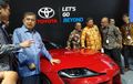 Sambangi Toyota Supra di GIIAS 2019, Jusuf Kalla Penasaran Harganya