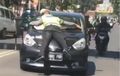 Daihatsu Sirion Berhenti Usai 'Digelayuti' Polisi Sejauh 100 Meter, Tapi Bukan Kemauan Sendiri