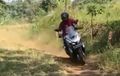 Honda ADV150 Langsung Diajak Off-road, Suspensi 'Mantul' Libas Trek Tanah Dan Tanjakan