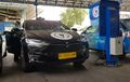 Segini Lama Ngecas Mobil Listrik Tesla Model X yang Dipakai Blue Bird