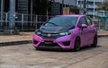 Honda Jazz GK5 Tampil Gaya Pakai Warna Ungu, Serat Karbon Jadi Pemanis!