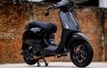 Vespa Sprint Hitam Legam, Tampilannya Sangar Banget, Iya Nggak Sih?