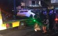 Ngenes, Remaja 18 Tahun Bawa Sedan BMW Tabrak Tiang Listrik, Pengendara Diduga Mabuk