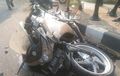 Honda CBR250R Terjang Nissan Juke, Terpelanting, Pengendara Tewas Hajar Trotoar