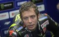 Valentino Rossi Kesal, Geram, dan Kecewa ke Johann Zarco: Mending Cari Test Rider Lain!