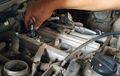 Ternyata Begini Efek Kalau Setel Klep Mobil Saat Mesin Panas