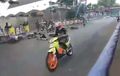 Video Detik-detik Tabrakan di Balap Road Race, Pembalap Sampai Jumpalitan di Sirkuit