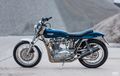 Out of the Blue: Triumph Trackmaster Street Legal yang Rupawan