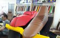 Keren! Mau Ganti Jok Motor Tapi yang Orisinal Tetap Utuh? Di sini Tempatnya