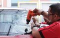 Perlu Perhatian Khusus, Ini Tips Pasang Kaca Film di Mobil yang Benar