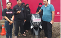 Mengejutkan! Pria Ini Berhasil Bawa Pulang Yamaha NMAX dengan Modal Rp 11 Doang Sob