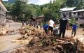 Komunitas Sangihe Tiger Club Terjun Langsung Membantu Korban Banjir Bandang di Kepulauan Sangihe, Sulawesi Utara