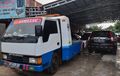 Permintaan Tinggi, Harga Jasa Towing Mobil Terendam Banjir Naik Segini