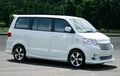 Suzuki APV Luxury, Jok Captain Seat Hadir dengan Versi Elegan