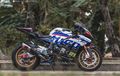 BMW S1000RR Kelihatan Menggoda Pakai Livery Tyco BMW dan Part Mewah