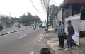 Siswi SMP Sedang Ikat Tali Sepatu di Pinggir Jalan Tak Menyangka, HP di Kantong Sudah Diincar Jambret