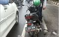 Honda Vario 150 Ngotot Salip Bus TransJakarta, Pengojek Online Tewas Terlindas