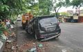 Toyota Avanza Hancur Berantakan, Terjang Trotoar di Sragen, Bodi Kiri Ringsek