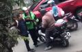 Pemotor NMAX Arogan, Bak Superman Driver Gojek Lepas Atribut, Seragam Berubah Cokelat