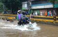 Terpaksa Ngajak Motor Bekas Terjang Banjir di Jalan? Ini 10 Jurus Amannya