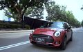 Video: Tes Jalan MINI Cooper S Clubman 2020 Dengan Girboks Baru