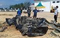 Toyota Avanza 'Gepeng' Digeprek, Angkut Barang Terlarang, Seketika Jadi Bangkai