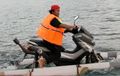 Yamaha NMAX Bosan Ngaspal, Berenang di Danau, Ban Diganti Paralon