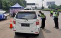 PSBB Sudah Diterapkan, Banyak Penumpang Dan Pengemudi Masih Belum Jaga Jarak