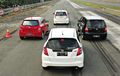 Pilihan Hatchback Bekas, Honda Jazz vs Yaris, Livina dan Sirion, Mana yang Paling Kencang?