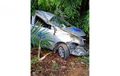 Toyota Avanza Porak-poranda, Atap Ambles, Terjang Honda BeAT Hingga Pengendara Tewas