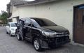 Kronologi Tabrakan Beruntun di Solo, Toyota Kijang Innova Ringsek Dihantam Truk, Daihatsu Ayla dan Satu Motor Ikut Jadi Korban
