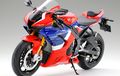 Berminat Memboyong Honda CBR1000RR-R? Nih Ada yang Harga Rp 600 Ribuan