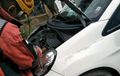 Honda Brio Kedatangan Tamu Tak Diundang di Ruang Mesin, Disemprot Cuci Steam Enggak Keluar, Pemadam Kebakaran Dikerahkan