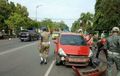 Sering Terjadi, Motor Keluar Gang Langsung Nyeberang Jalan, Kali Ini Langsung Disundul Honda Jazz!