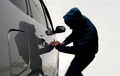 Jangan Lengah, Ini Tips Cegah Pencurian Barang Berharga Dalam Mobil Saat Terparkir Lama di Rumah