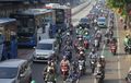 Pemprov DKI Bimbang, Mampukah Angkutan Umum Imbangi Kapasitas Jika Sistem Ganjil-Genap Diberlakukan Juga Untuk Motor?