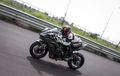 Tenaga dan Torsi Buas, Kawasaki bekali Ninja H2R Dengan Seabrek Fitur Elektronik