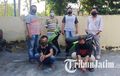 Kocak, Duo Malmot Jadi Meringkuk di Depan Polisi Gara-gara Nekat Jual Motor Curian Lewat FB