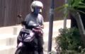 Awalnya Mencurigakan, Saat Direkam Pria Ini Malah Pamerkan Alat Vitalnya dari Atas Motor, Lakukan Teror Eksibisionis di Kota Solo