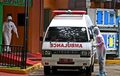 Kisah Sopir Ambulans Antar Pasien Covid-19 Surabaya-Jakarta, Nyopir Sambil Pakai APD Lengkap Berjam-jam