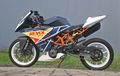 Pasang Sokbreker Belakang Ohlins di KTM RC250 Riding Lebih Nyaman