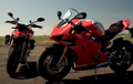 Video Ducati Panigale V4 R Lawan Streetfighter V4 S Balap Drag 402 Meter, Menang Siapa?