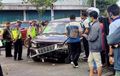 Isuzu Panther Mukanya Rontok, Tabrak Penjual Masker Sebelum Berhenti, 2 Tewas