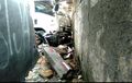 Brakkk! Hantam Tembok, Badan Sopir Terlihat Gemetar Mulutnya Berbuih