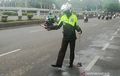 Kisah Pahlawan Jalanan Penyapu Ranjau Paku, Pernah Ditabrak Motor Hingga Hampir Dikeroyok, Sudah Kumpulkan 4 Ton Paku