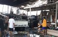 Tercium Bau Hangus dan Terlihat Asap, Gudang Furnitur dan Mobil Bak Hangus Terbakar
